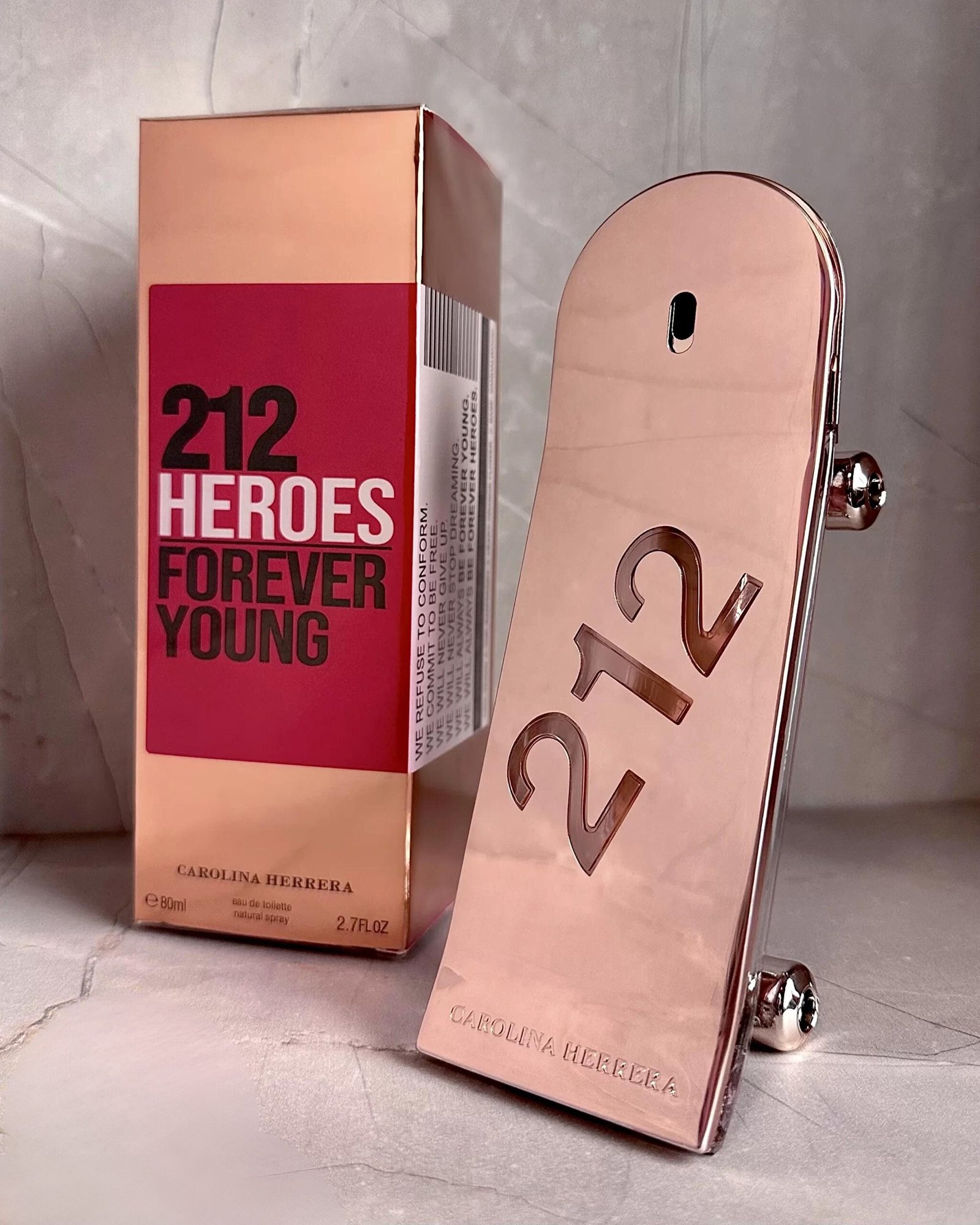 Perfume Carolina Herrera 212 Heroes Forever Young Eau de Parfum Feminino 80ML